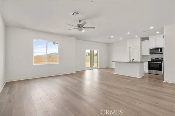 Property Slideshow image 3 of 8 | 14755 indigo rd, Apple Valley, CA, 92307