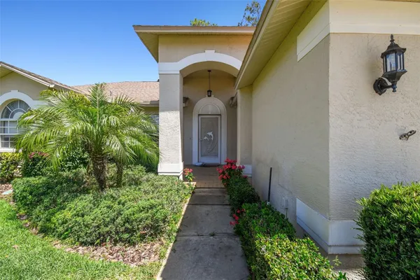 Property Slideshow image 3 of 53 | 11147 brambleleaf way, Hudson, FL, 34667