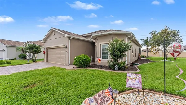 Property Slideshow image 2 of 47 | 2452 salzburg loop, Winter Haven, FL, 33884