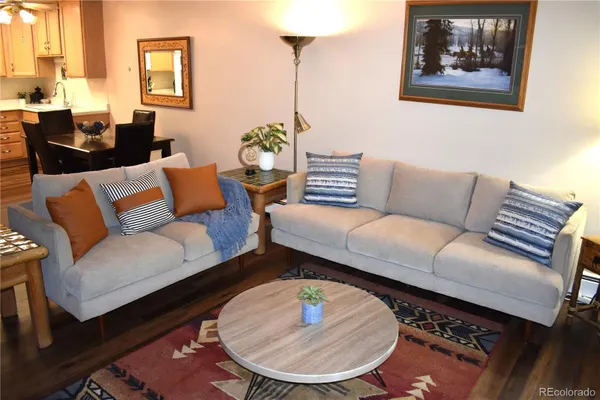 Property Slideshow image 2 of 29 | 350 s clinton st apt 11d, Denver, CO, 80247