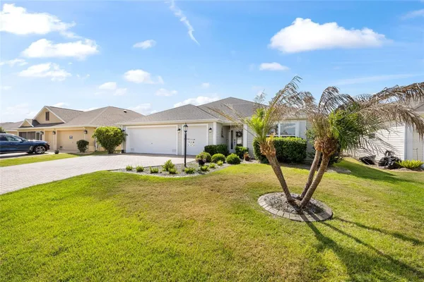 Property Slideshow image 3 of 37 | 475 island house path, The Villages, FL, 32163