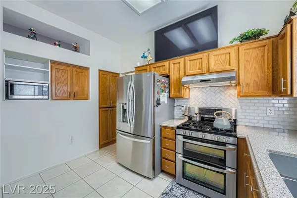 Property Slideshow image 3 of 23 | 10816 heritage hills dr, Las Vegas, NV, 89134