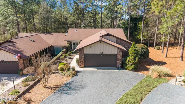 Property Slideshow image 3 of 55 | 660 redwood dr, Southern Pines, NC, 28387