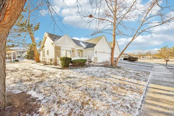 Property Slideshow image 2 of 33 | 13211 s carlisle ln, Plainfield, IL, 60544