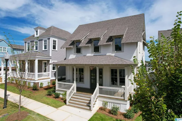 Property Slideshow image 3 of 62 | 4515 village green way, Hoover, AL, 35226