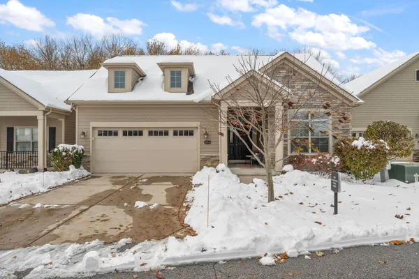 Property Slideshow image 2 of 40 | 2714 rustic crooked cir, Valparaiso, IN, 46385