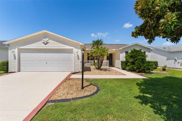 Property Slideshow image 2 of 27 | 17766 se 91st poplar ter, The Villages, FL, 32162