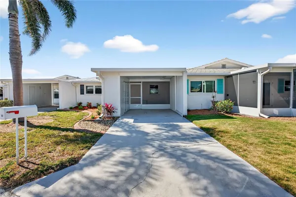 Property Slideshow image 3 of 58 | 620 fair winds dr # 620, Nokomis, FL, 34275