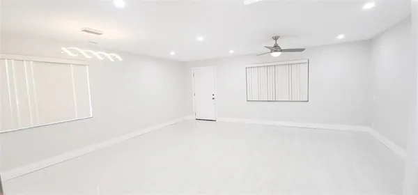 Property Slideshow image 2 of 21 | 343 normandy h # 343, Delray Beach, FL, 33484