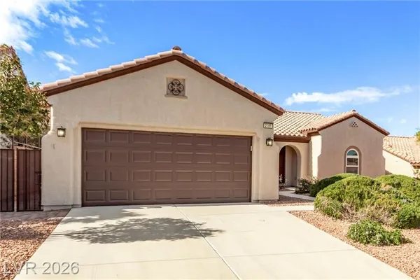 Property Slideshow image 3 of 33 | 2181 silent echoes dr, Henderson, NV, 89044