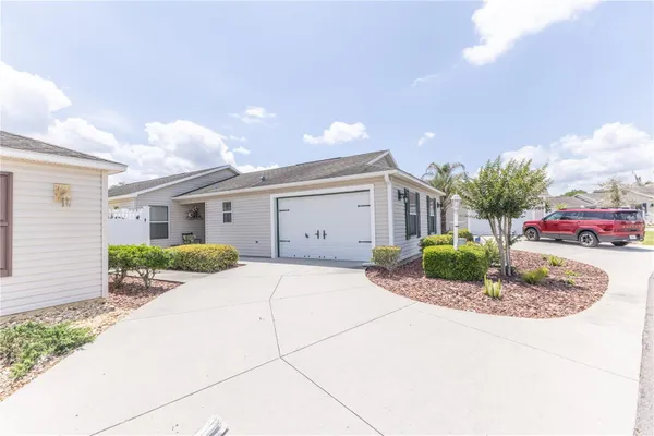 Property Slideshow image 3 of 42 | 2306 nackman pl, The Villages, FL, 32162