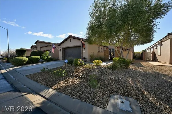 Property Slideshow image 3 of 61 | 3745 corte bella hills ave, North Las Vegas, NV, 89081