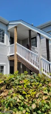 Property Slideshow image 3 of 25 | 85 winthrop rd f, Monroe Twp, NJ, 08831