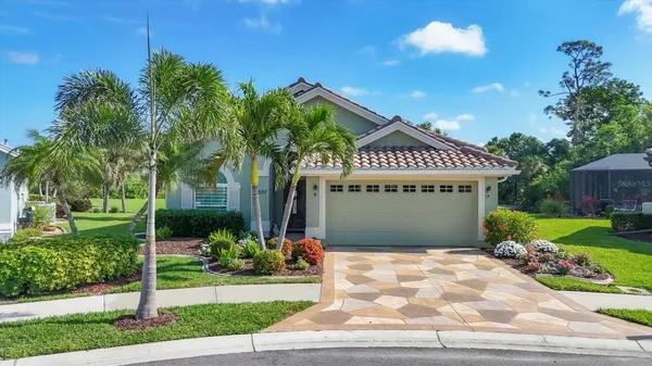 Property Slideshow image 3 of 70 | 3337 pine shadow cir, North Port, FL, 34287