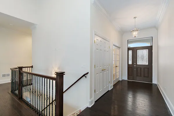 Property Slideshow image 3 of 51 | , Lake In The Hills, IL, 60156