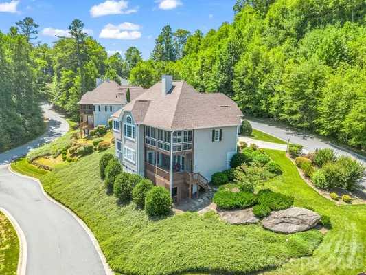 Property Slideshow image 3 of 48 | 29 spring heights ct, Hendersonville, NC, 28791