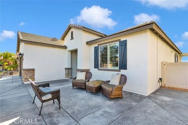 Property Slideshow image 3 of 54 | 10332 darby rd, Apple Valley, CA, 92308