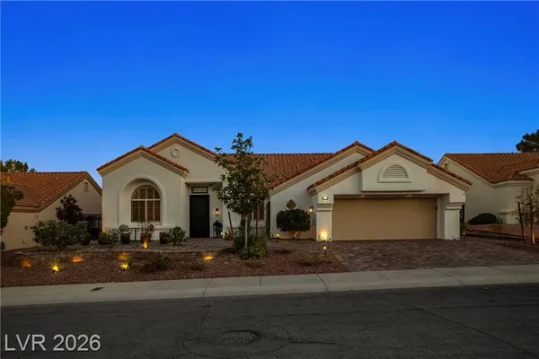 Property Slideshow image 3 of 48 | 2712 youngdale dr, Las Vegas, NV, 89134