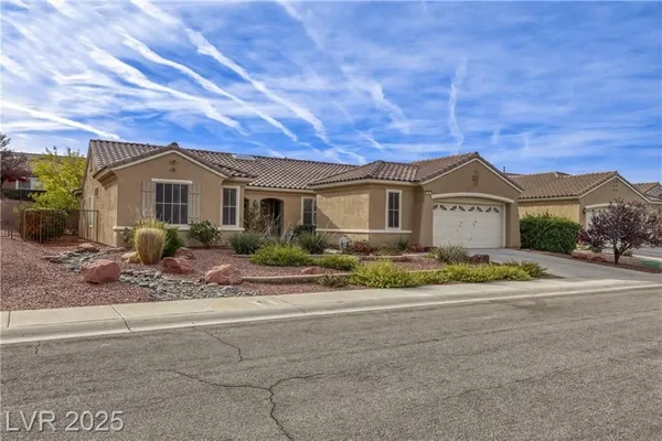 Property Slideshow image 3 of 30 | 2585 forest city dr, Henderson, NV, 89052