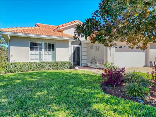Property Slideshow image 2 of 38 | 10156 mainsail dr, Oxford, FL, 34484