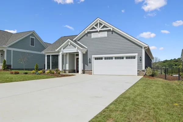 Property Slideshow image 2 of 64 | 512 restoration dr, Smyrna, TN, 37167