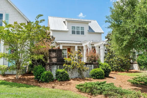 Property Slideshow image 2 of 49 | 823 meadowsweet ln, Leland, NC, 28451