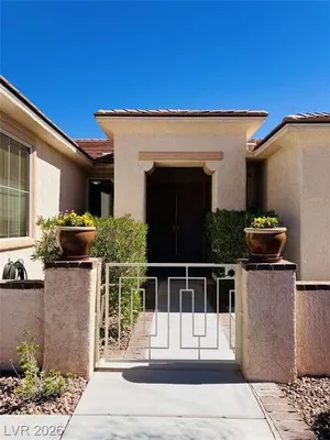 Property Slideshow image 2 of 28 | 5120 vincitor st, Las Vegas, NV, 89135