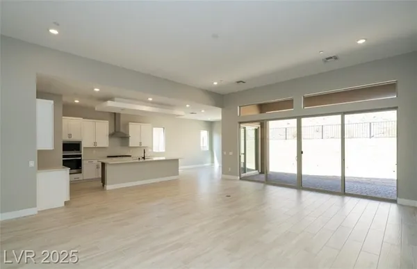 Property Slideshow image 2 of 6 | 157 mirage view dr, Henderson, NV, 89011