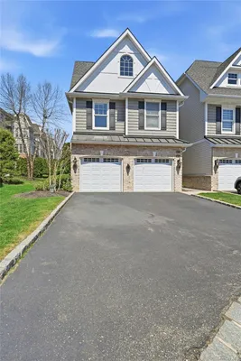 Property Slideshow image 3 of 32 | 477 pacing way, Hempstead, NY, 11590