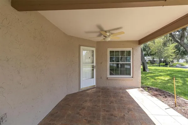 Property Slideshow image 2 of 54 | 4872 boonesboro ct, New Port Richey, FL, 34655