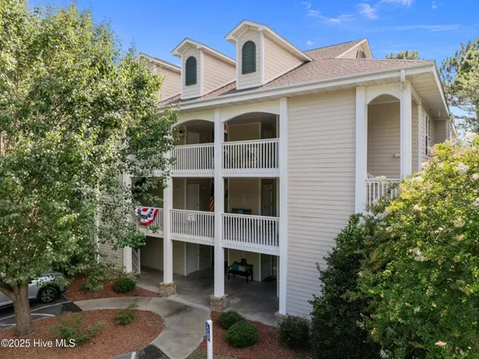 Property Slideshow image 3 of 38 | 3350 club villa dr se unit 1206, Southport, NC, 28461
