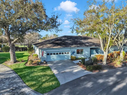 Property Slideshow image 3 of 48 | 2531 lancaster dr, Sun City Center, FL, 33573