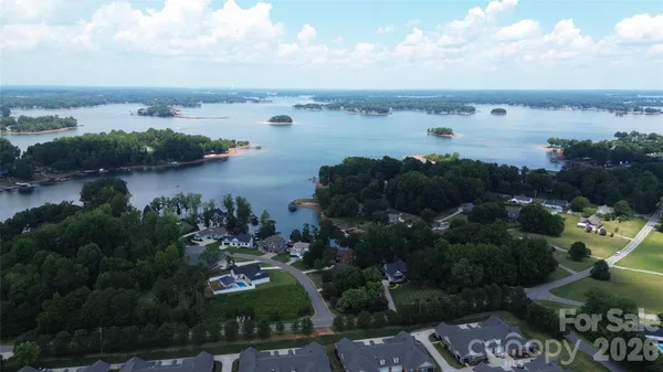 Property Slideshow image 3 of 19 | 8909 sweet cherry ln, Denver, NC, 28037