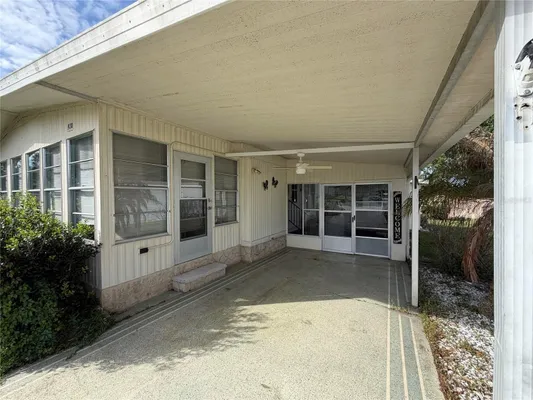 Property Slideshow image 2 of 23 | 930 tarrson blvd, Lady Lake, FL, 32159