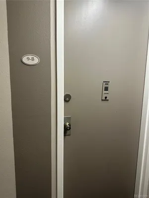 Property Slideshow image 2 of 24 | 615 s clinton st apt 9b, Denver, CO, 80247