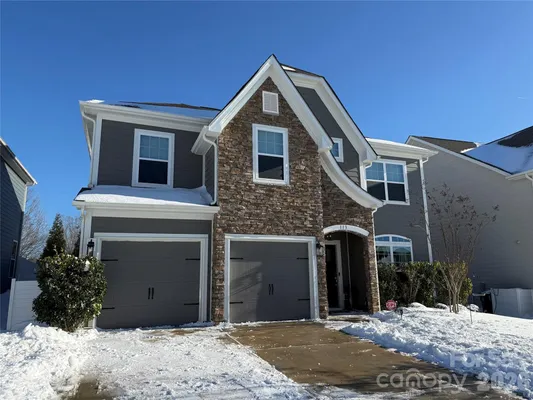 Property Slideshow image 3 of 5 | 113 w americana dr, Mooresville, NC, 28115