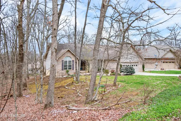 Property Slideshow image 2 of 32 | 183 trentwood dr, Crossville, TN, 38558