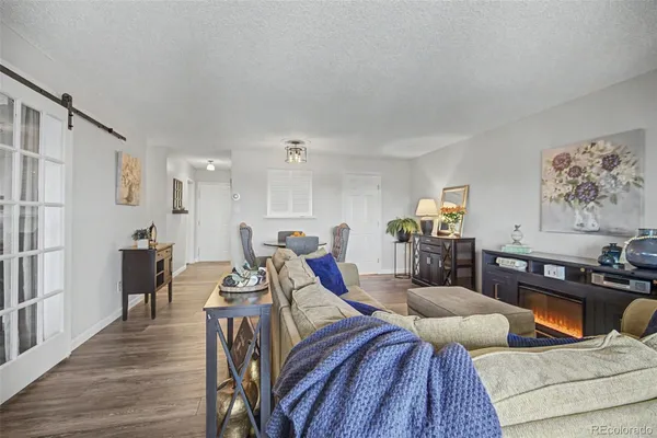 Property Slideshow image 3 of 22 | 14102 e linvale pl 610, Aurora, CO, 80014