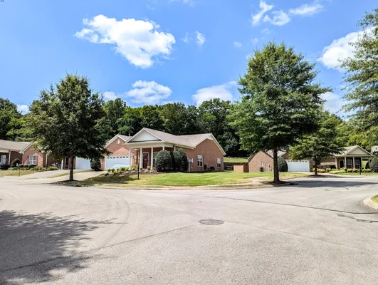 Property Slideshow image 2 of 32 | 262 wrennewood ln, Franklin, TN, 37064