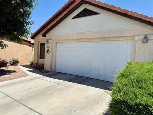 Property Slideshow image 2 of 22 | 19078 stoddard way, Apple Valley, CA, 92308
