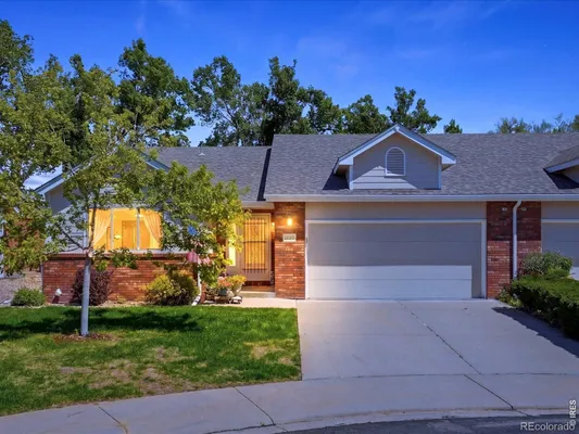 Property Slideshow image 2 of 40 | 1620 16th pl, Longmont, CO, 80501