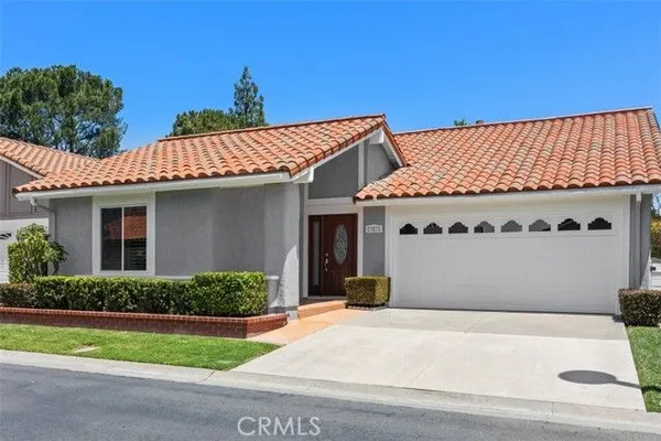 Property Slideshow image 2 of 43 | 27673 via granados, Mission Viejo, CA, 92692