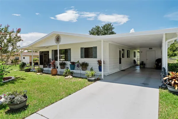 Property Slideshow image 2 of 31 | 10182 sw 88th ct, Ocala, FL, 34481