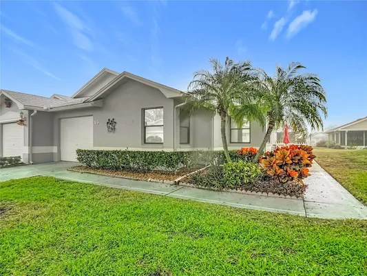 Property Slideshow image 2 of 35 | 6380 egret dr 19, Lakeland, FL, 33809