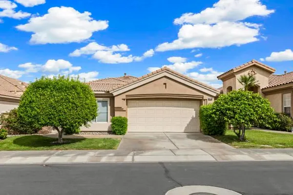 Property Slideshow image 2 of 39 | 44108 royal troon dr, Indio, CA, 92201