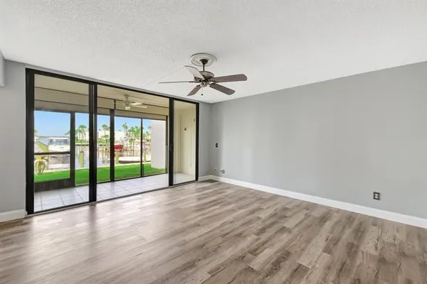 Property Slideshow image 2 of 14 | 1950 sw palm city rd 5104, Stuart, FL, 34994