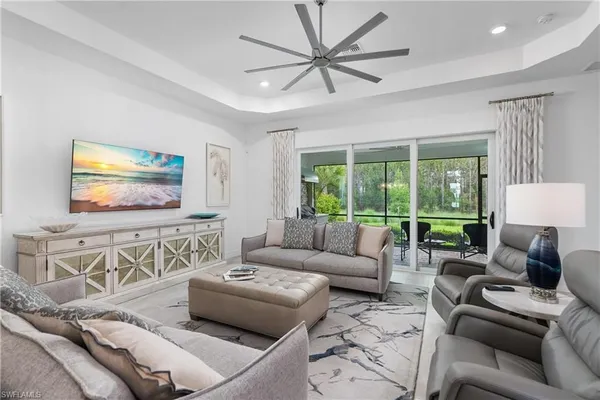 Property Slideshow image 2 of 43 | 14083 blue bay cir, Fort Myers, FL, 33913