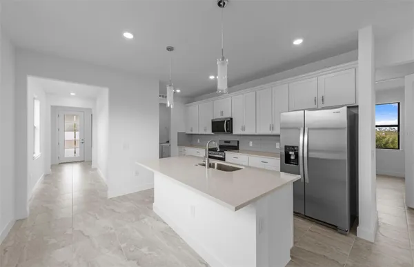 Property Slideshow image 2 of 23 | 18928 indian rock pl, Lakewood Ranch, FL, 34211