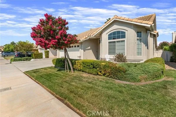 Property Slideshow image 3 of 44 | 1173 fairway oaks ave, Banning, CA, 92220