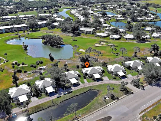 Property Slideshow image 3 of 75 | 262 cerromar way 53, Venice, FL, 34293